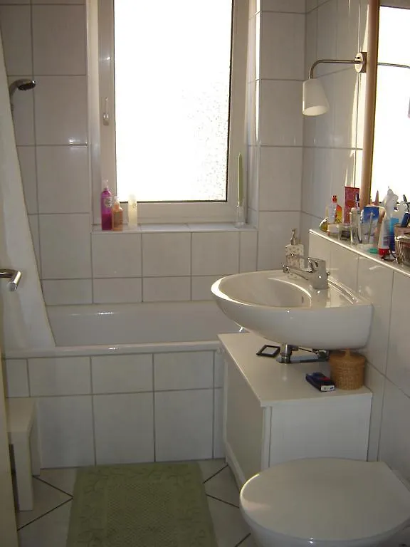 Zv2001 Private Apartments & Rooms Hannover City - Room Agency 0*,