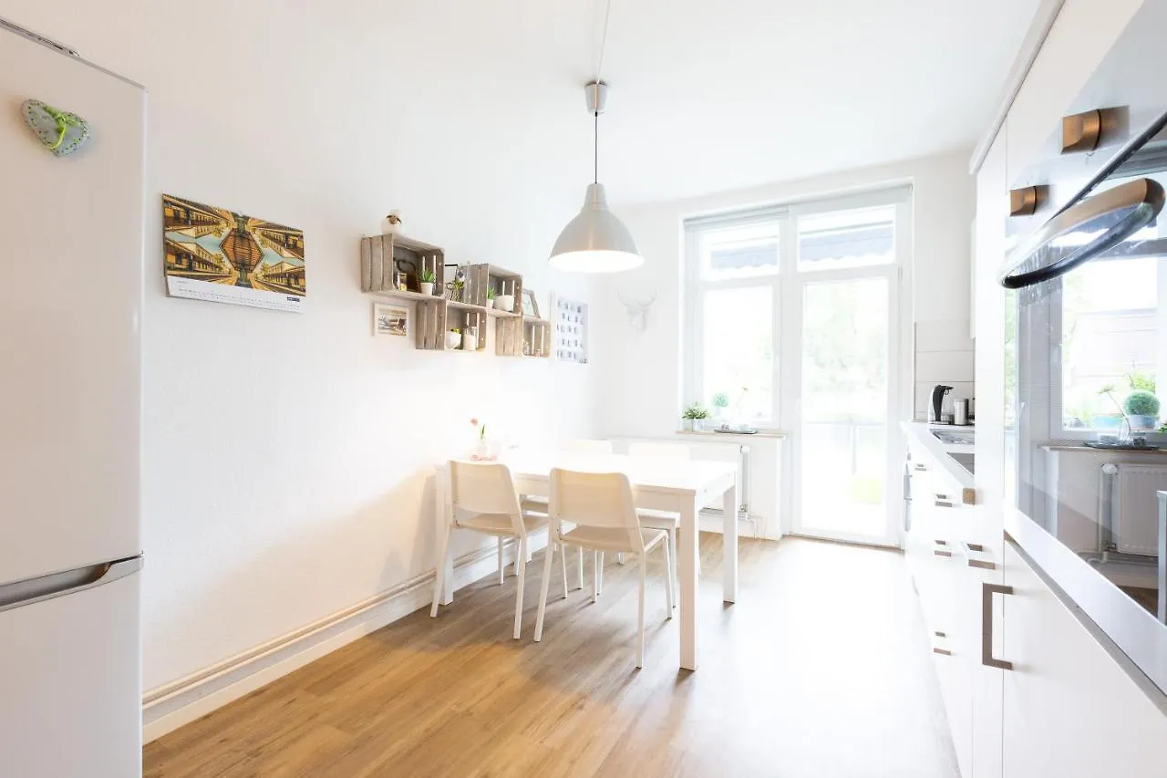 Zv2001 Private Apartments & Rooms Hannover City - Room Agency 0*,  Tyskland