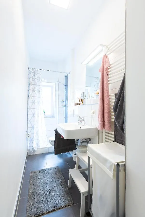 Zv2001 Private Apartments & Rooms Hannover City - Room Agency 0*,  Tyskland