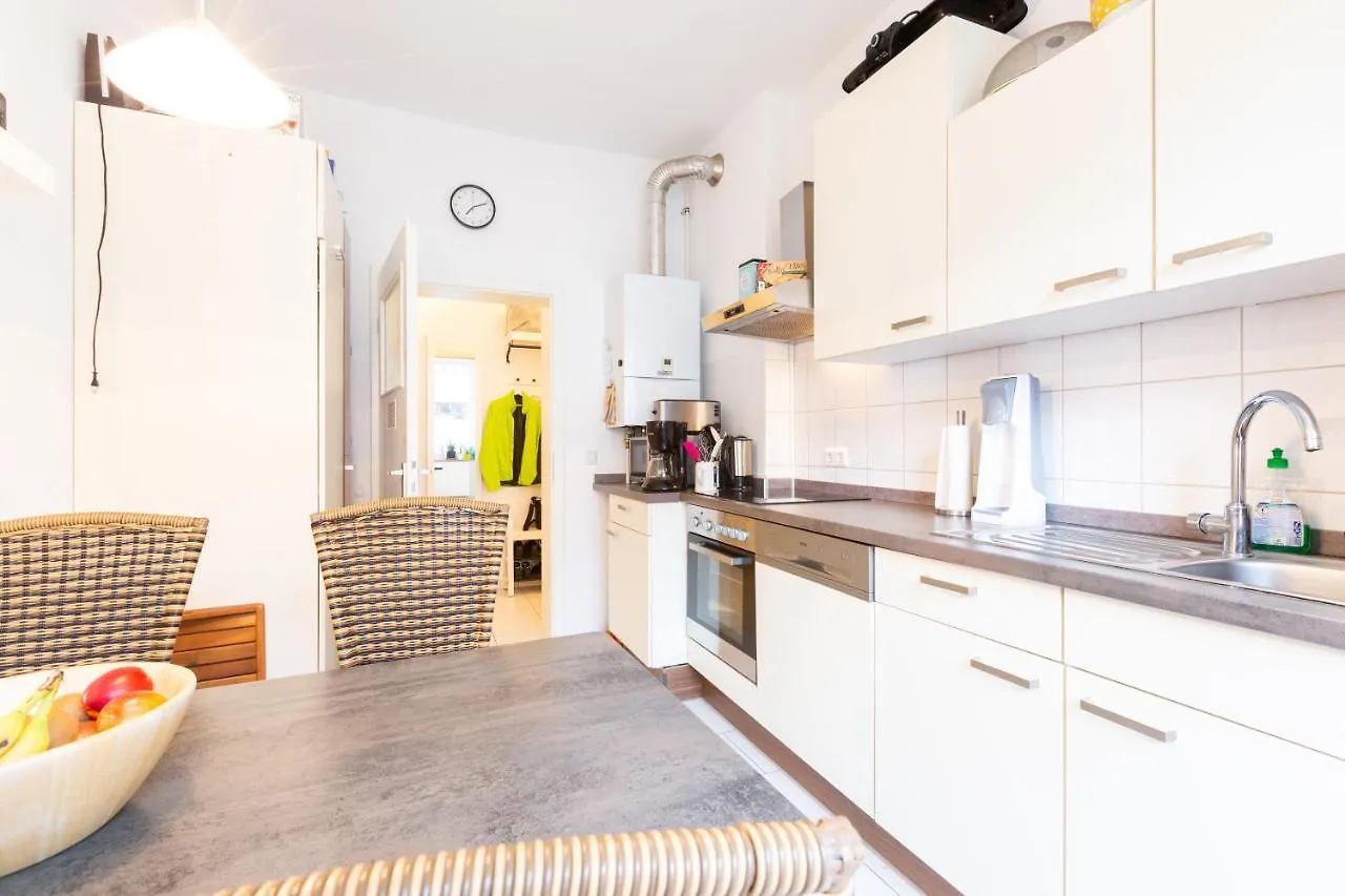 Zv2001 Private Apartments & Rooms Hannover City - Room Agency 0*,  Tyskland